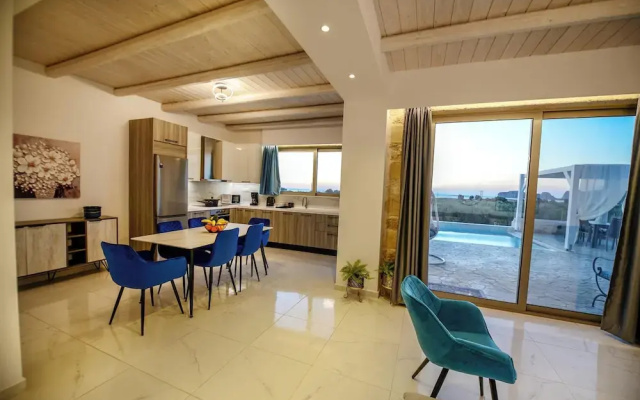 Koukis Villa With Sea View