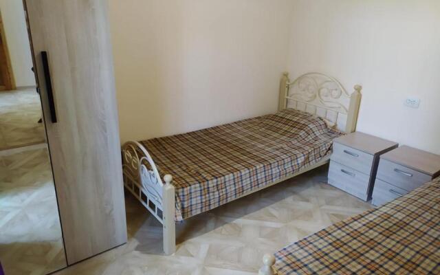 Inzhir Guest house