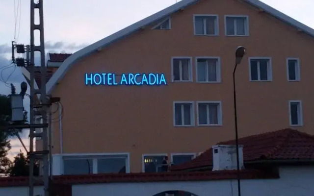 Hotel ARCADIA***