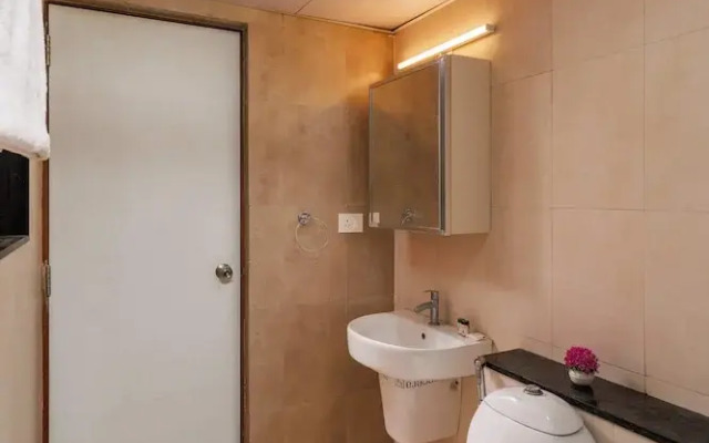 Luxury 4BHK in E-City with 40 Amenities