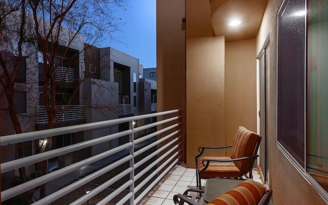 Phoenix Palms 2 BR by Casago