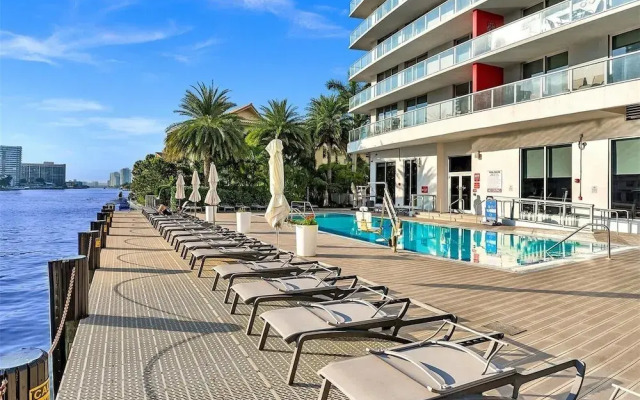 Beachwalk Resort