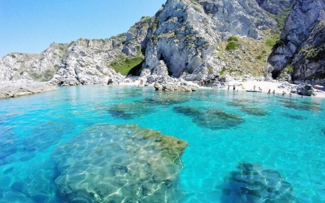 Tropea Oudeis Holiday Apartments