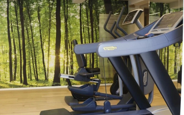 AR Chelsea Apartment