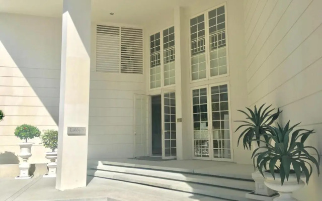 The Summer Hua Hin by Pantakarn