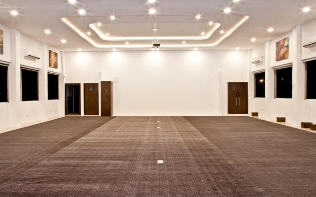 Octave and Spa Sarjapur Rd