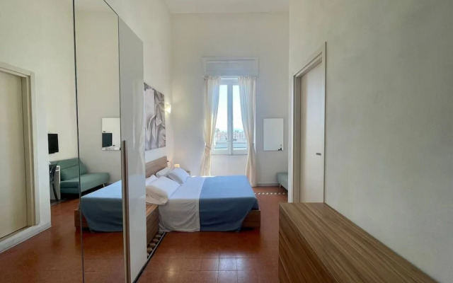 Onlyrooms V - Central & Train Station