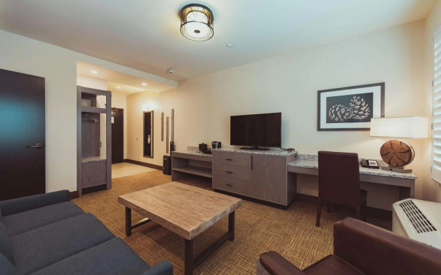 Tailwater Lodge Altmar, Tapestry Collection by Hilton