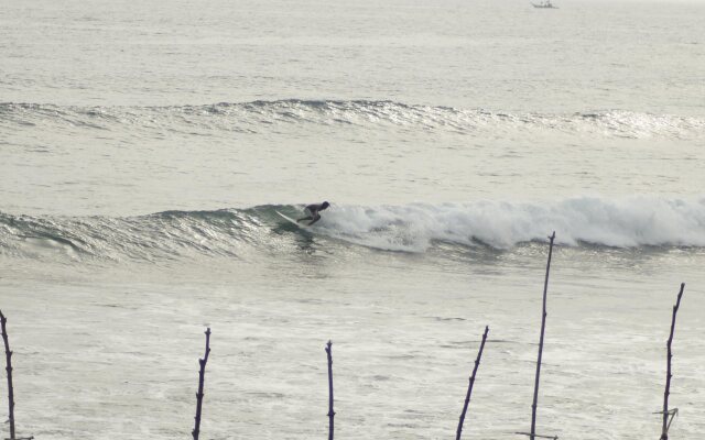 We Are Surfers hotel