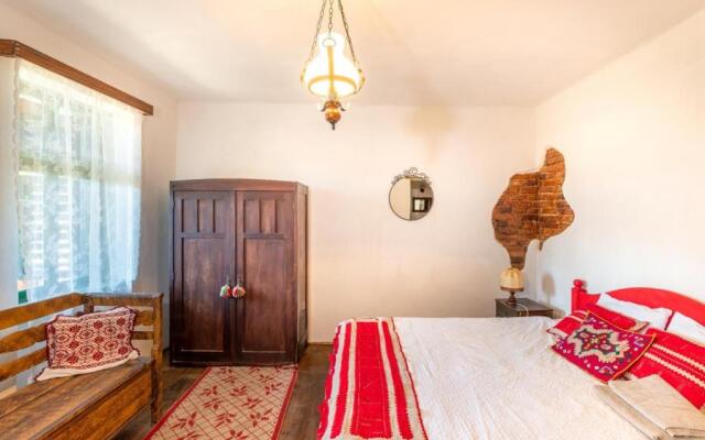 Saschiz 130/Lodging and Glamping