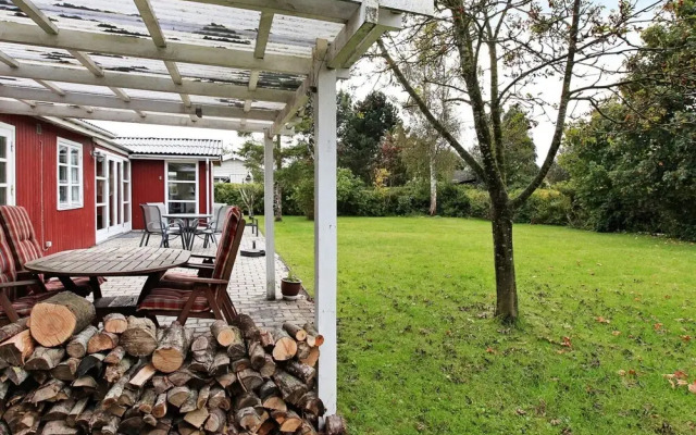 6 Person Holiday Home in Store Fuglede