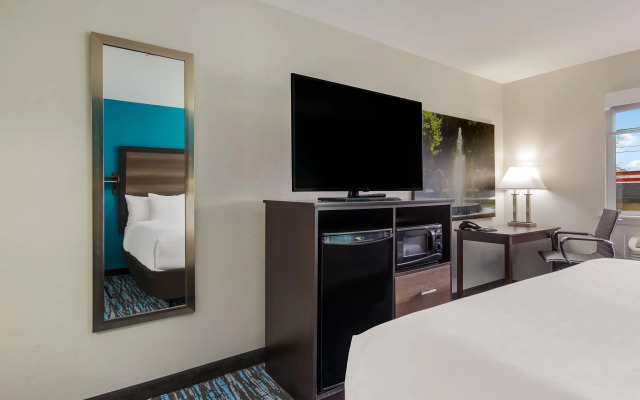 Clarion Pointe Harrodsburg-Danville