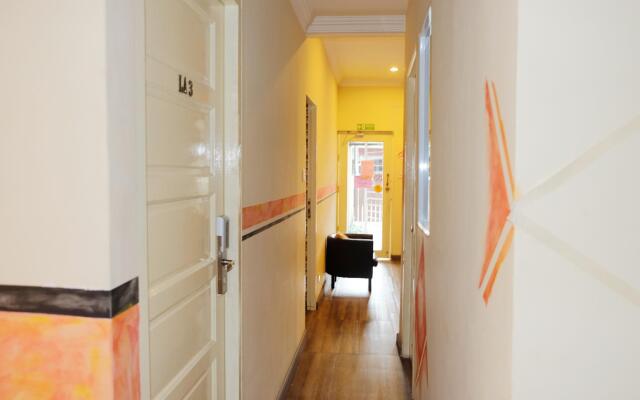 Natol Homestay - LA Tabuan Jaya