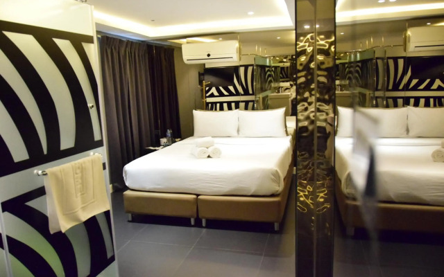 Double Five - Hostel