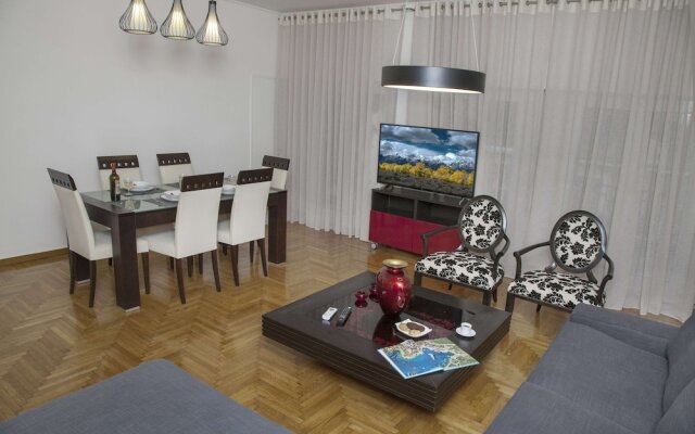 Exceptional Penthouse near Acropolis Museum by GHH