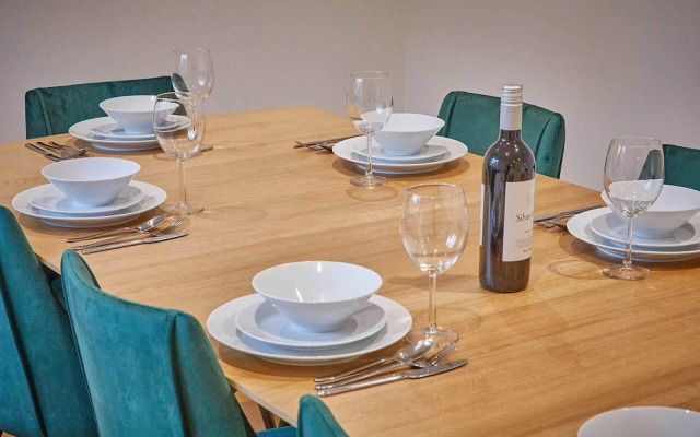 Host Stay Strathview