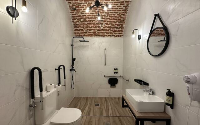 CC Opera Suites