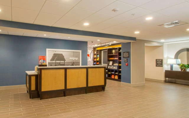 Hampton Inn Crestview South  I-10