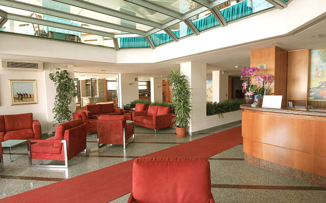 COLORADO Hotel snc by Prandolini Floria & C