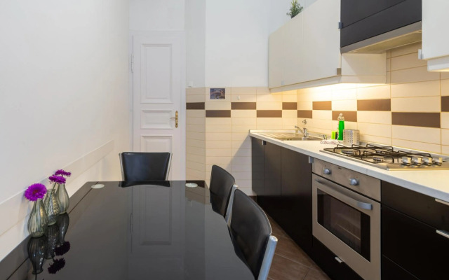 City Center Apartment