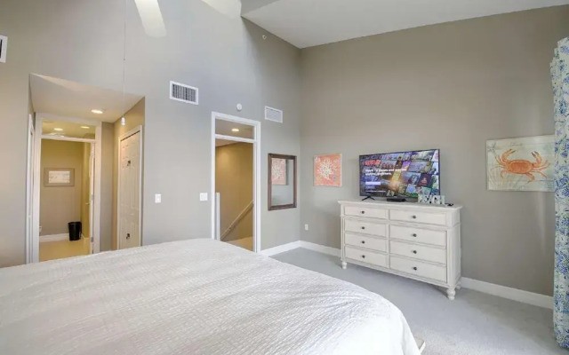 607 Little Harbor