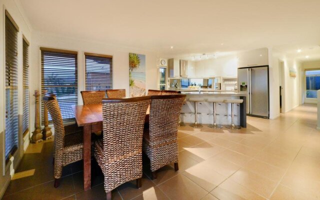 Hydeaway Bay Beach House