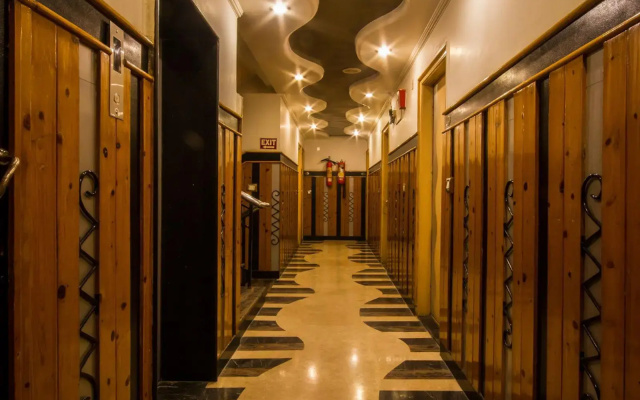 The Sun Court  Yatri