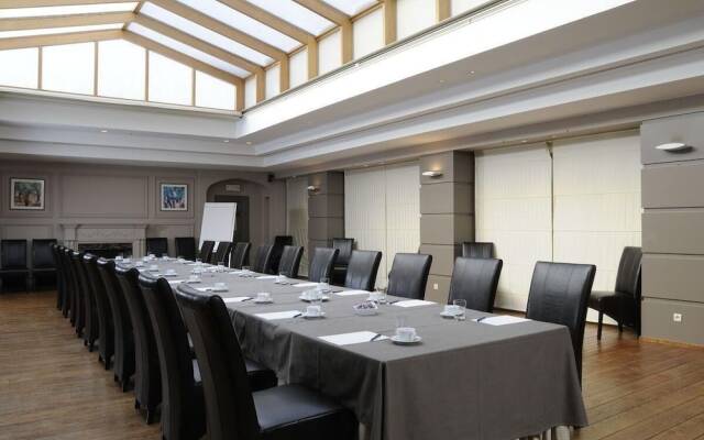 Cortina Hotel