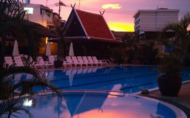 Suppamitr Villa Hotel