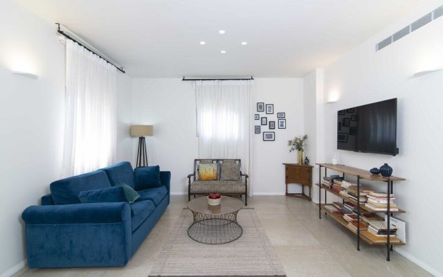 Tlv Center by Tlv2rent