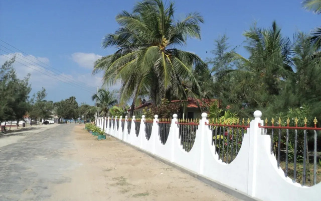 Charty Beach Resort