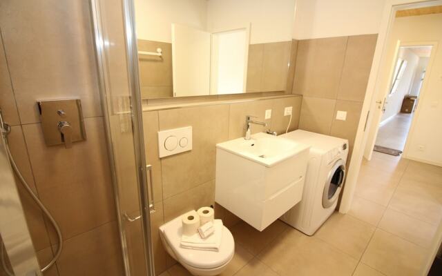Ca' Balmelli With Shared Pool
