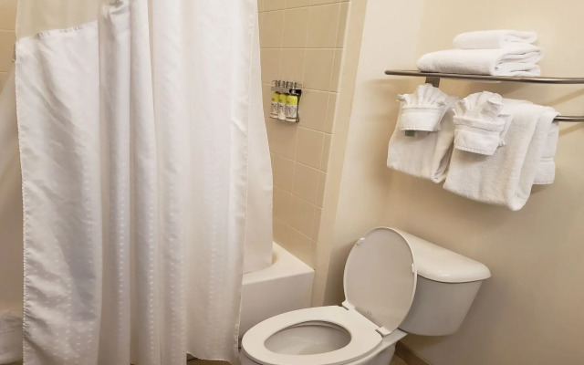 Holiday Inn Express Hotel & Suites Cambridge by IHG