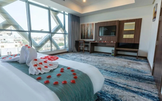 White Diamond 2. Sari