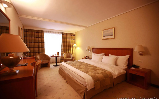 Crowne Plaza Bucharest by IHG