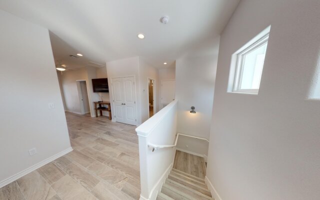 Salt & Lime 3 Bedroom Home