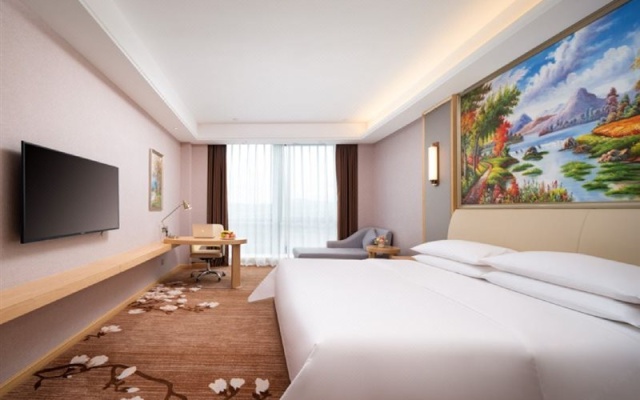 Vienna International Hotel(Shuanglong airport store of Guiyang Airport) – Guest Rooms – Zunyi