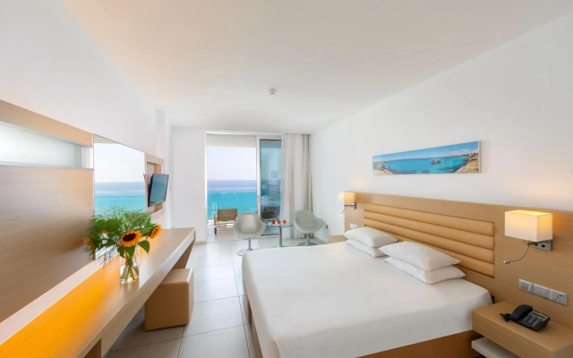 Vrissaki Beach Hotel