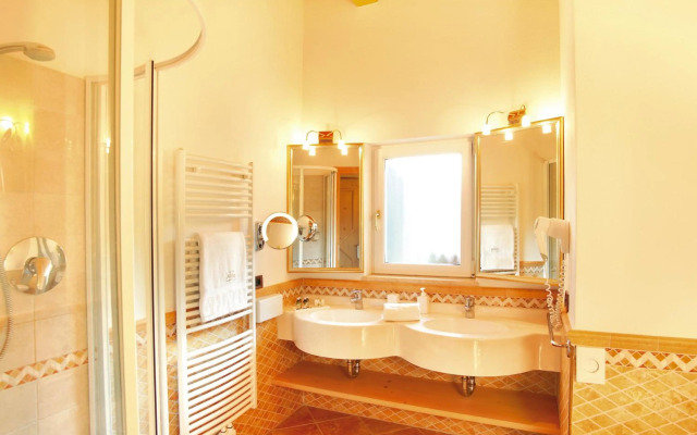 Mountain Spa Resort Albion