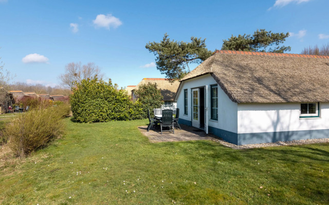 Bungalow in Veluwe Near Harderwijk