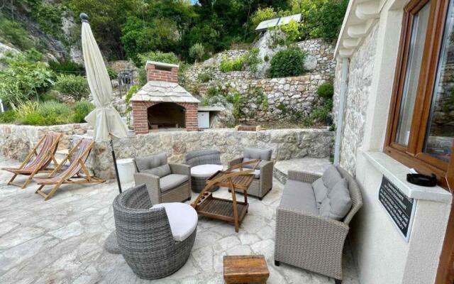 Villa Stone-Exceptional private Estate