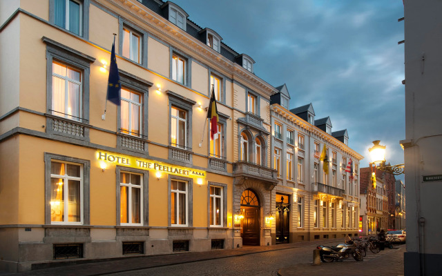 hotelImage