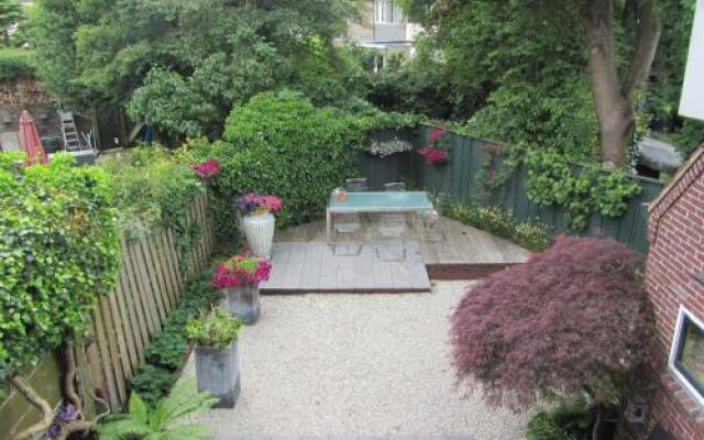 B & B Aan 'T Volkspark