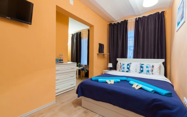 Mini-hotel 12 stuliev