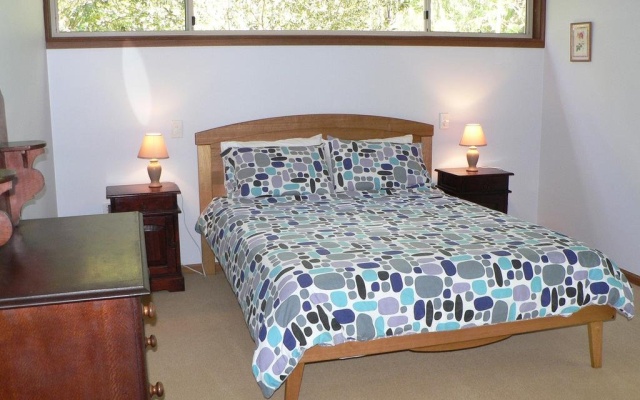 Bushland Cottages and Lodge – Guest Rooms – Yungaburra
