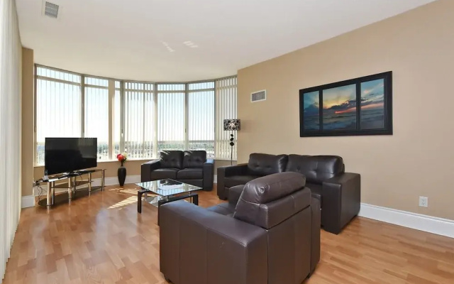 NAPA Furnished Suites Square One