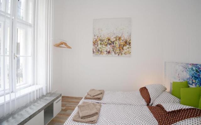 Lillybeth City Center Apartments