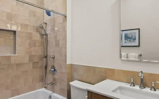 Riverside by Rove Travel 7BR Modern Townhouse