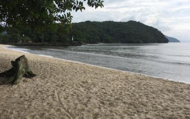 Ap 2 dorms no Centro de Ubatuba