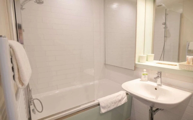 The Islington Nest - Bewitching 1bdr Flat With Balcony